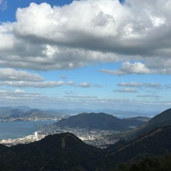 関門大橋が見えます