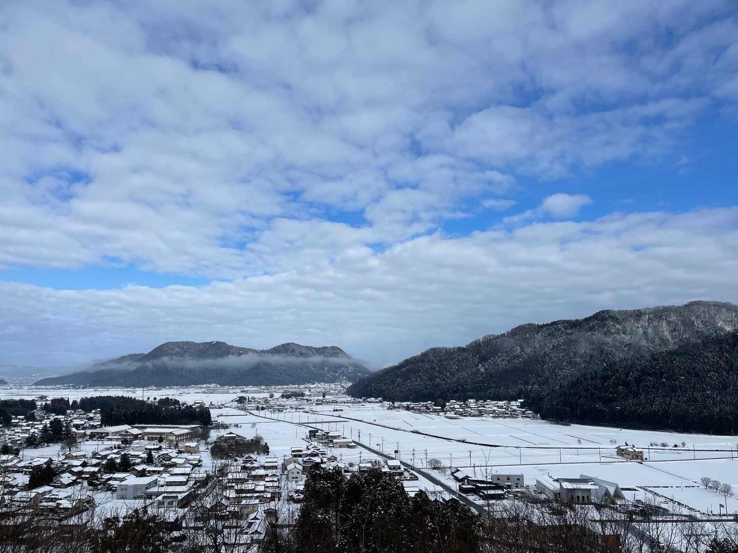 倶利古曽山から👀　青空💙見えてきてよかった✨✨