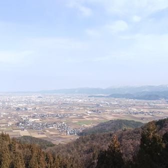 こちらは福井方面。
福井方面は晴れています。