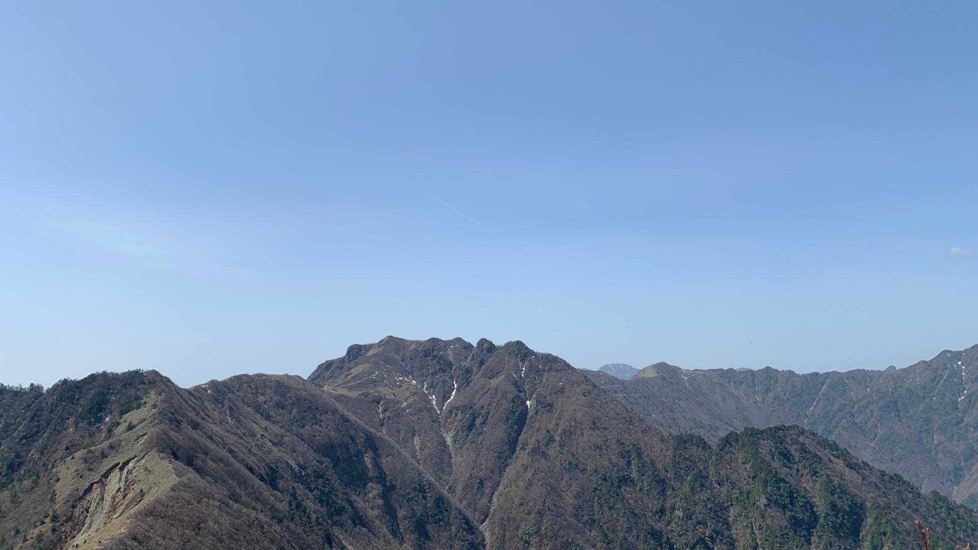 見返すと伊予富士＆ちょこっと石鎚山