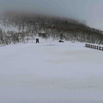 古い朽ちた展望台が撤去された日勝峠園地