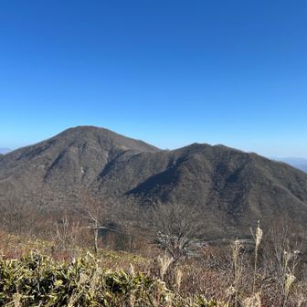 振り返って黒檜山😀