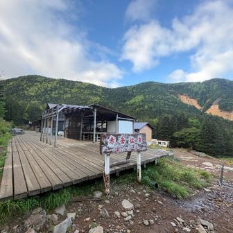赤岳鉱泉着。次はテント泊で来たい