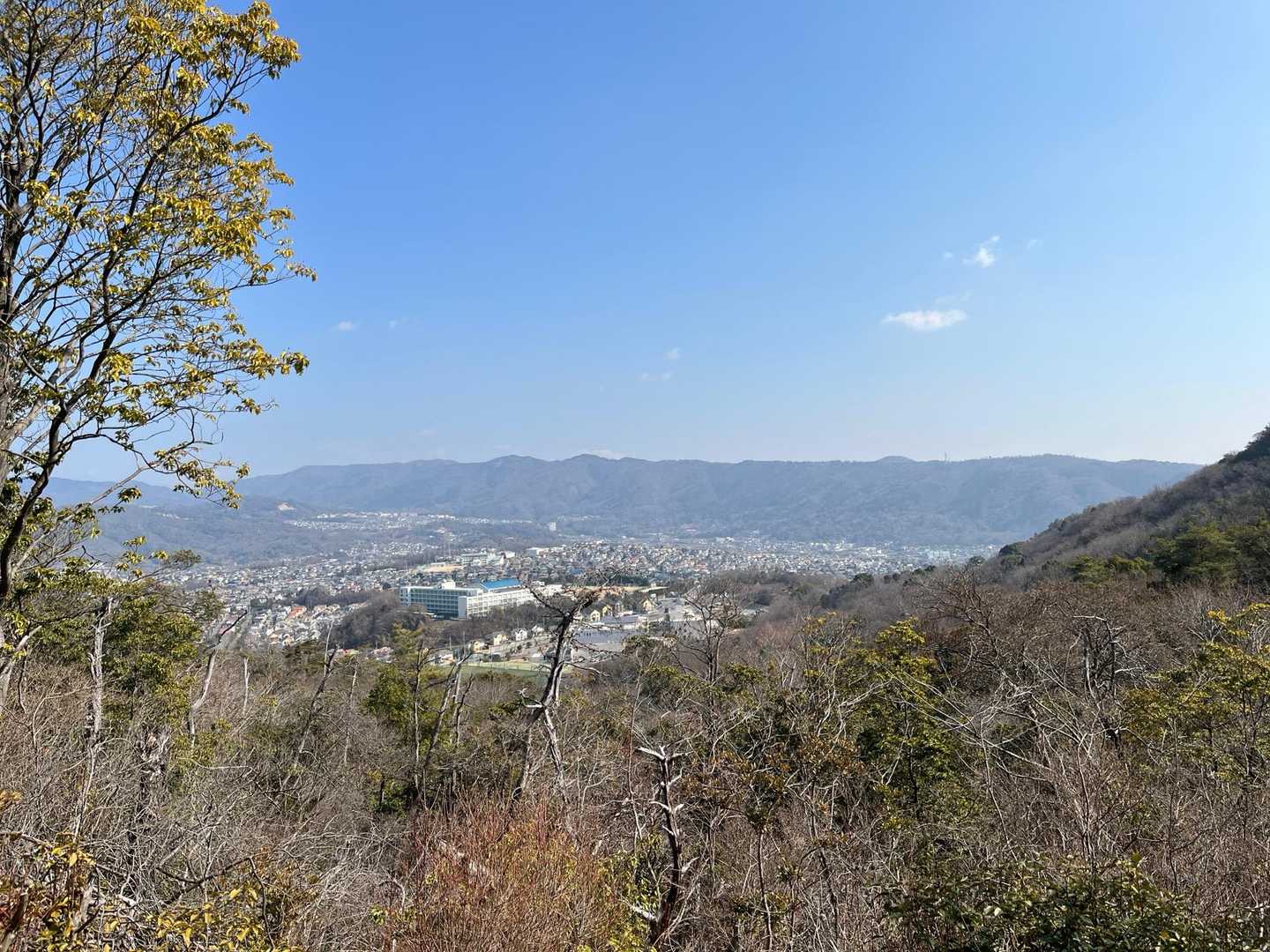 山本駅-燈明山登り口-燈明山-燈明山登り口-満願寺バス停- 縦走コースの写真