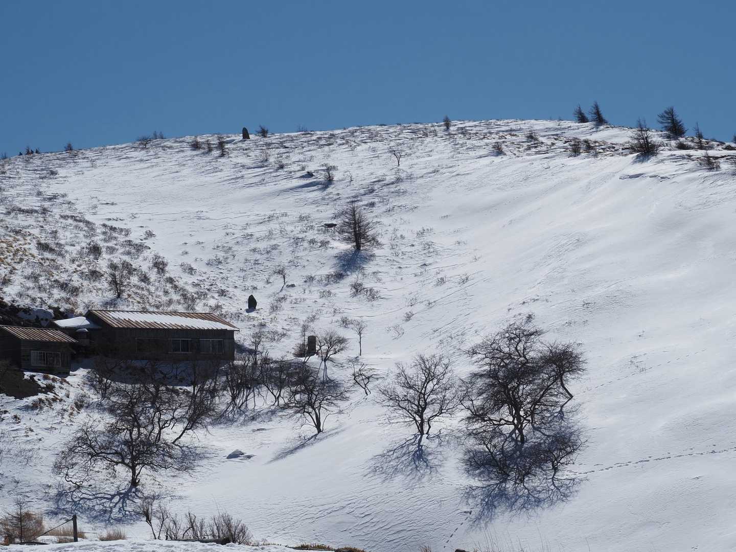 鉢伏山山頂へ向かいます。