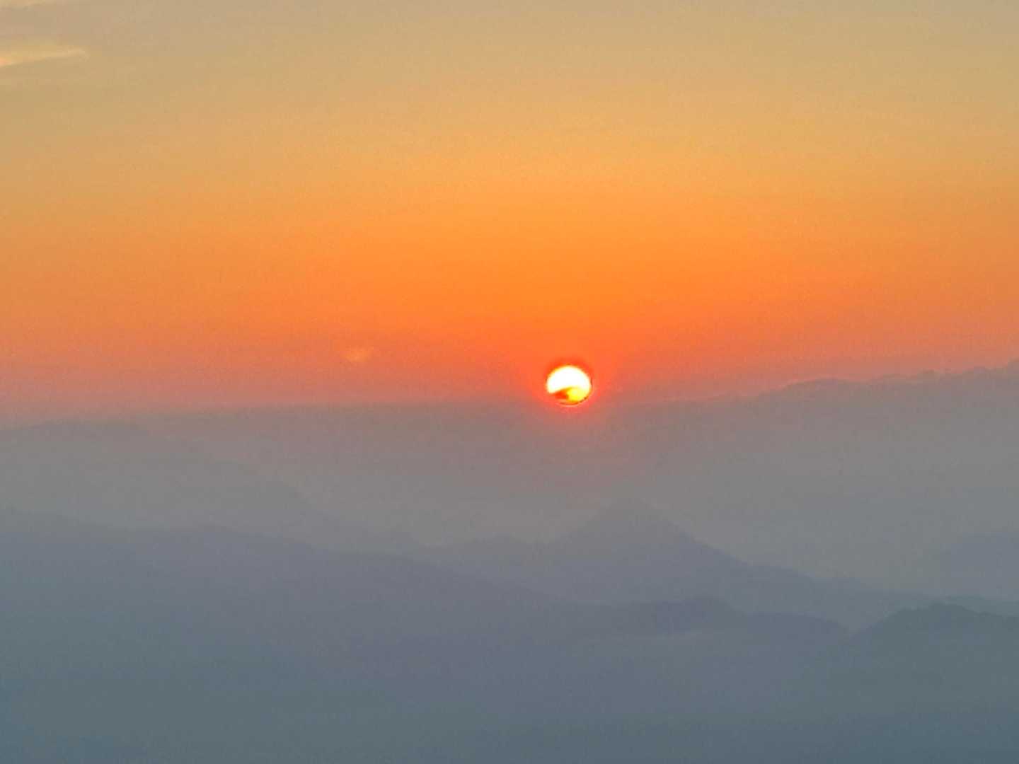 天狗の頭-不帰嶮-唐松岳-丸山ケルン-扇雪渓-八方池-八方 縦走コースの写真
