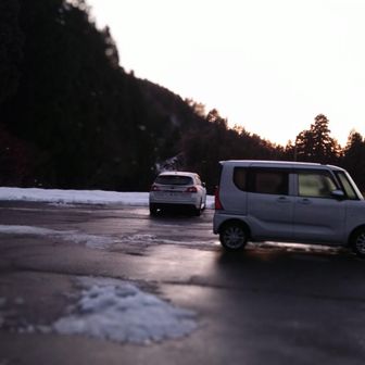 なんとか明るいうちに下山できました。pm4:35
この後朝7時に登りはじめたと言う二人組の人が菱五頭縦走されて来ました。
ラッセル大変でしたと！
追伸
なんだYFさんでした😄