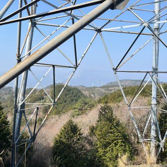 展望スポット
うっすら藤原岳…見えるかな？
もう少し寒い時期にまた来よう