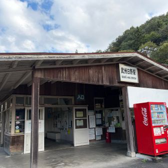映画に出てきそうな駅舎