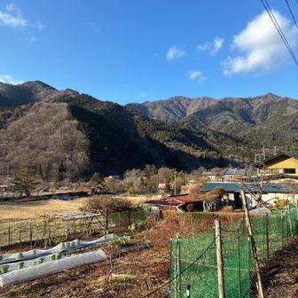 良い天気です！山々に囲まれた道志は素敵なところです。