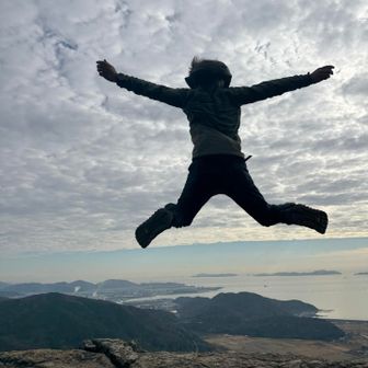 飛んでみますか
ジャーーーーーーーーーーーンプ