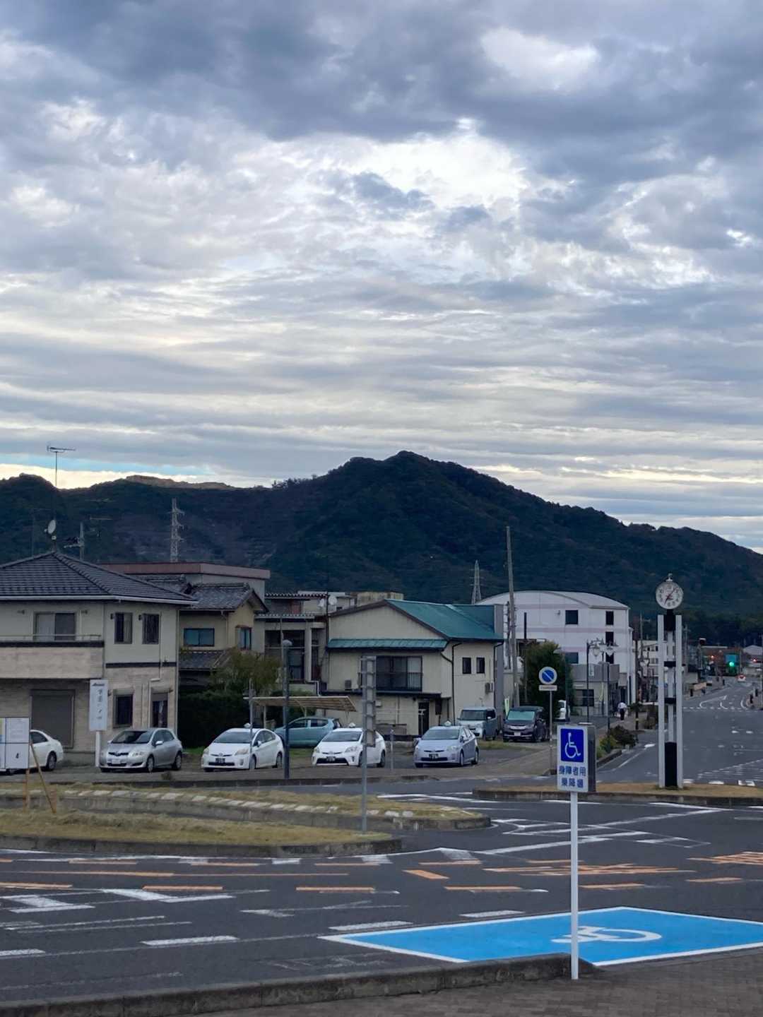 いつか行った富谷山はさらに低山化❓
ホントは登頂禁止🈲

https://yamap.com/activities/39670854
