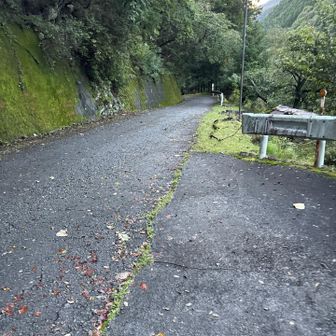 日向大谷第二駐車場🅿️に停めて登山口へ