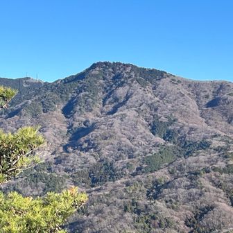 ド〜ンと加波山！
見映えしますね