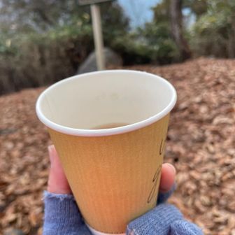 大休憩します。
風も無く穏やか。

生姜湯頂きました♪