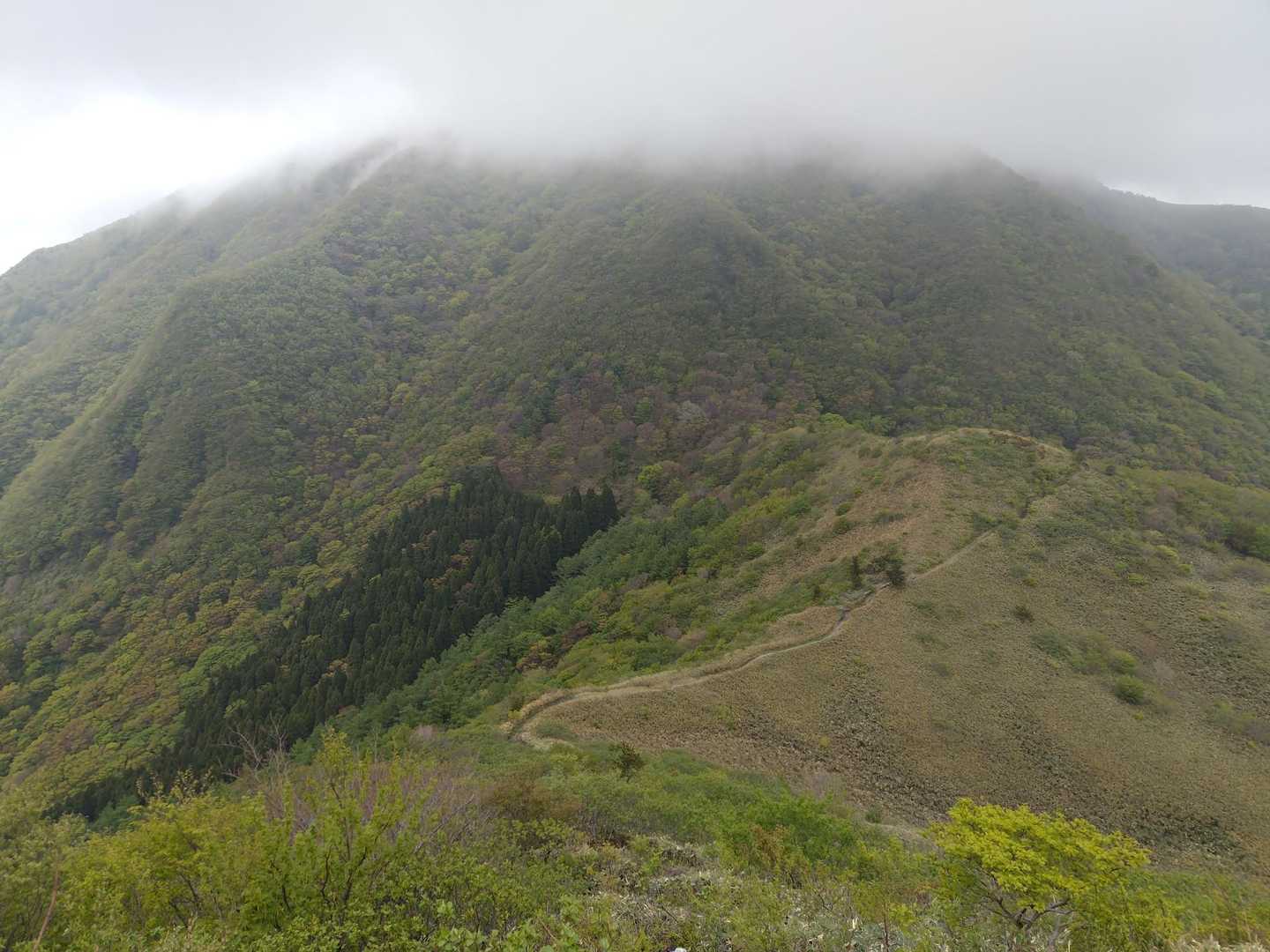 西の原登山口-男三瓶山-女三瓶山-奥の湯峠-風越-子三瓶山 周回コースの写真