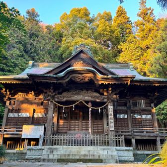 室町時代に創建されたという與瀬神社
