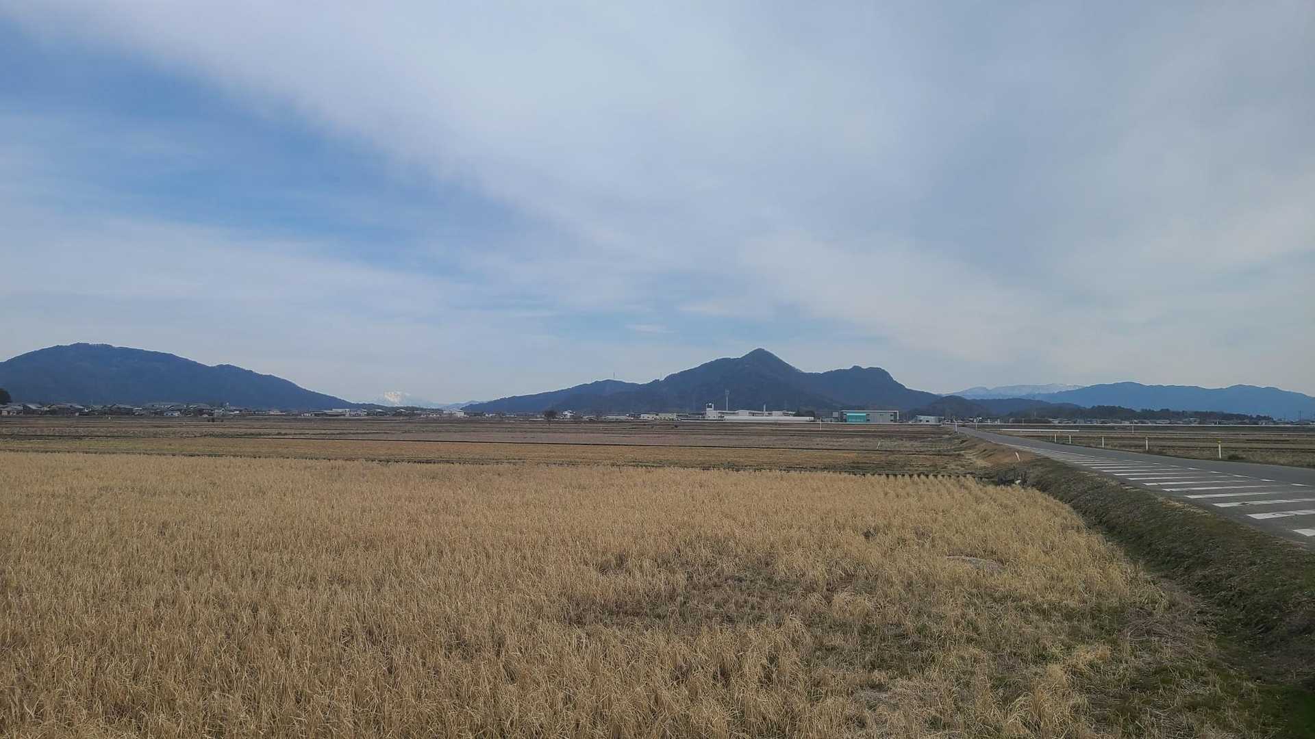 神社からの眺め
雪野山