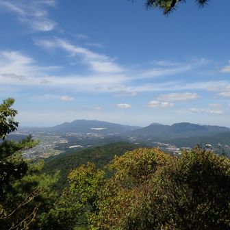 朝方登った福智山方面