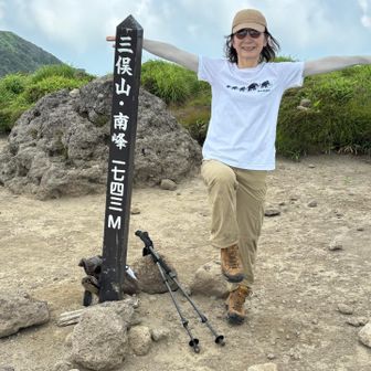山頂でハイブリッドT~