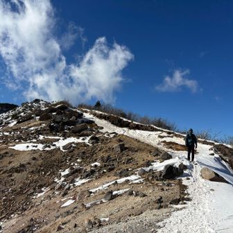 緩やかな縦走路🚶