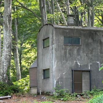 これが
保久礼小屋