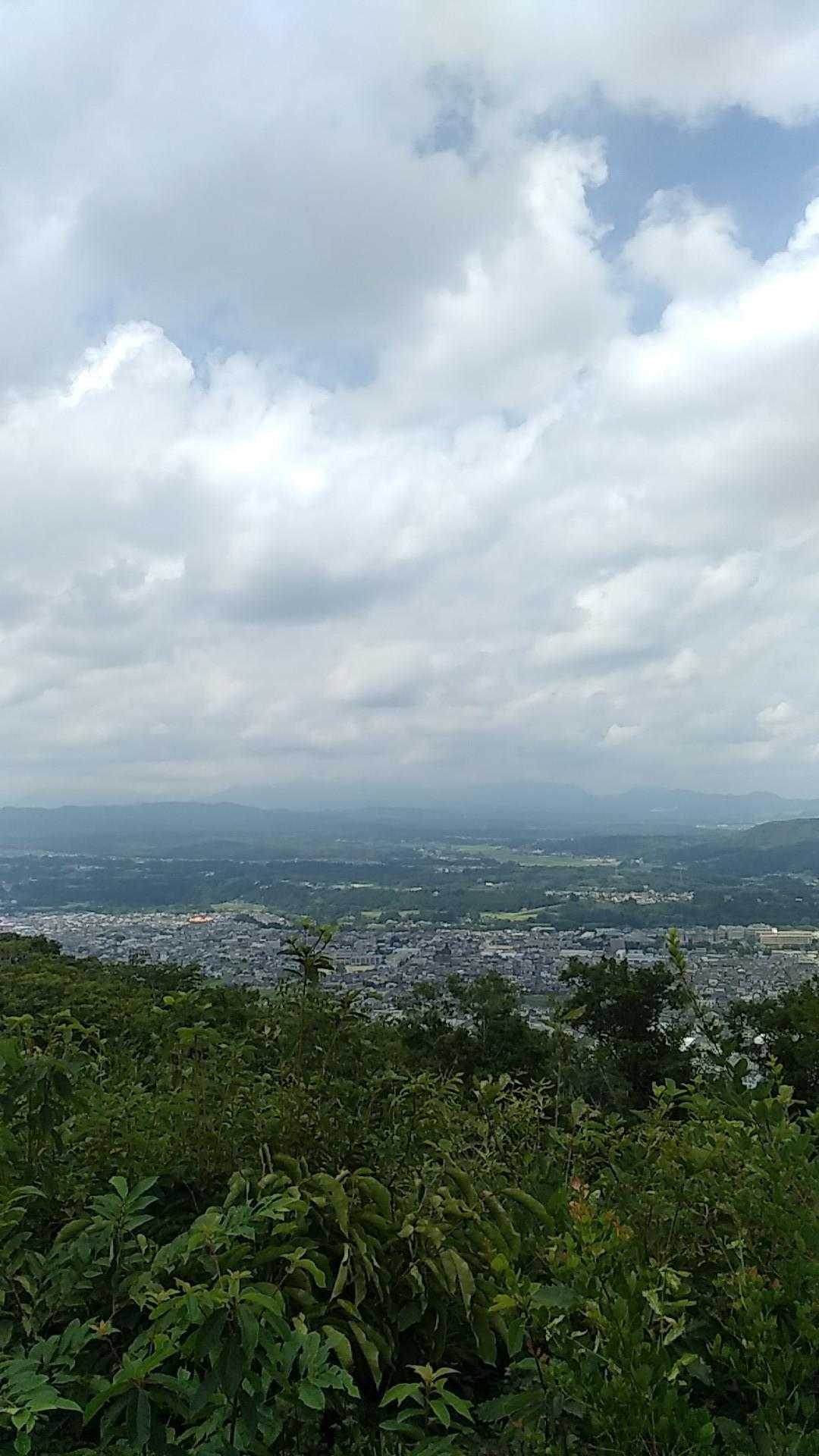 泉ヶ岳山頂は雲だらけ☁