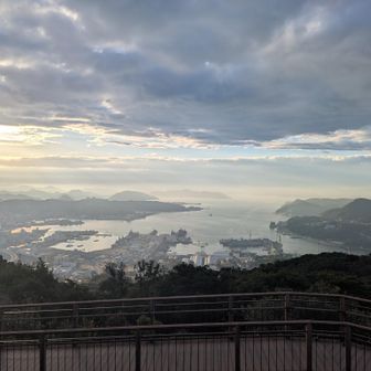 弓張岳展望台
朝もやがきれいでした