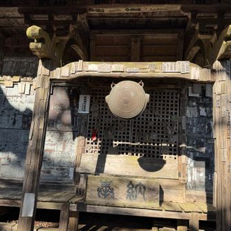 こちらは、古い本堂かな？