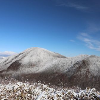 高天原からの黒檜山と駒ヶ岳