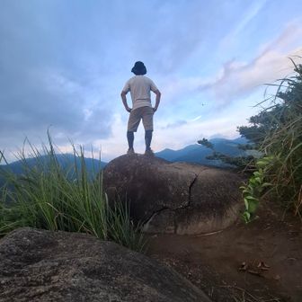 眺め最の高👍

最高なストレス発散
肉体的疲労より、精神的癒しが山⛰️にはある
だから、懲りずに登る