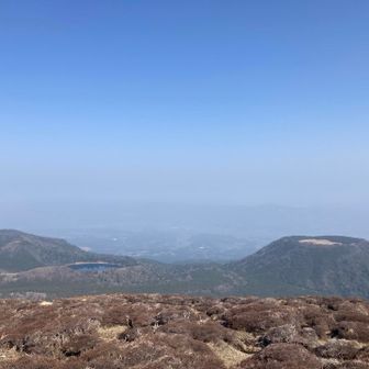 反対側は、、白鳥山や甑岳
おぉ〜
