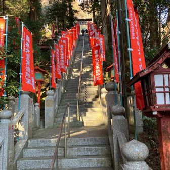 まずは多気不動尊へ。
階段が準備運動になって丁度良い。