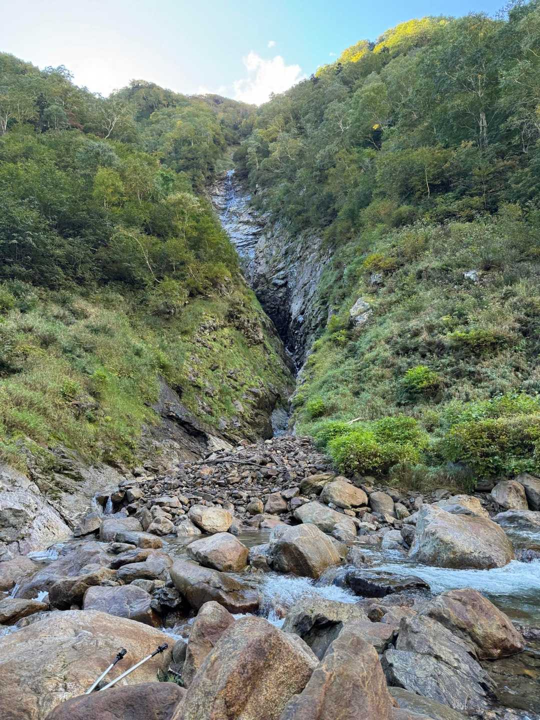 割れ目のきつい沢すじ😰