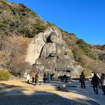 大仏（薬師瑠璃光如来）