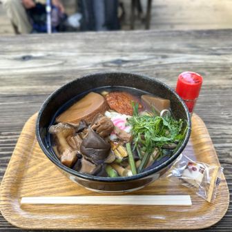 清水茶屋で陣馬うどん🍲絶品すぎる