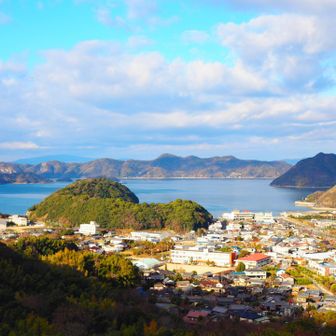 瀬戸内海と島々が綺麗です