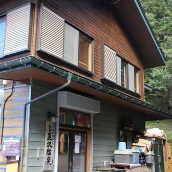 夏沢鉱泉に立ち寄り バンダナ購入
