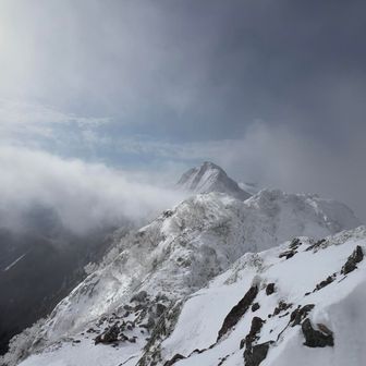 この赤岳が見れただけで来た甲斐がありました。