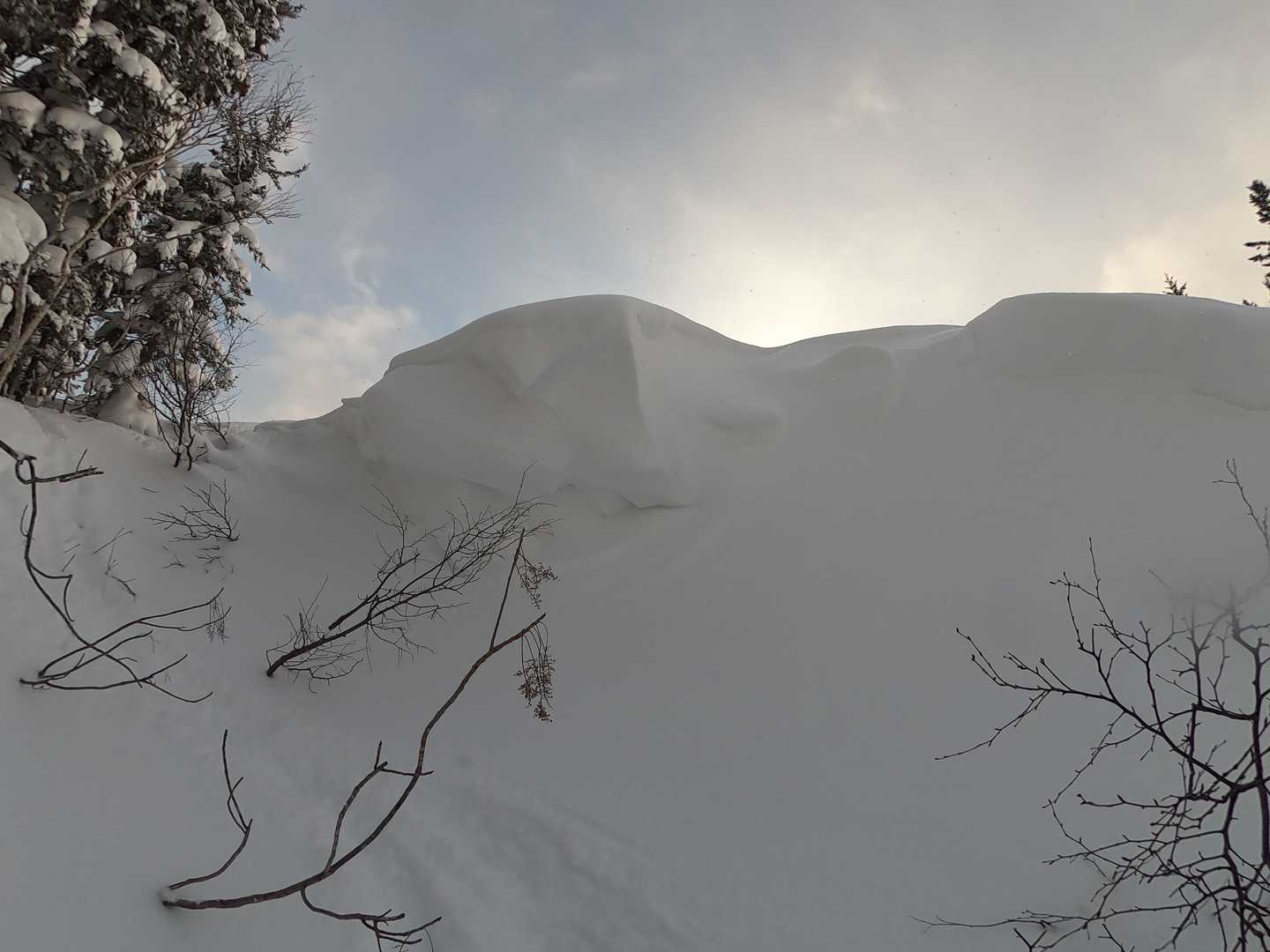 でかい雪庇