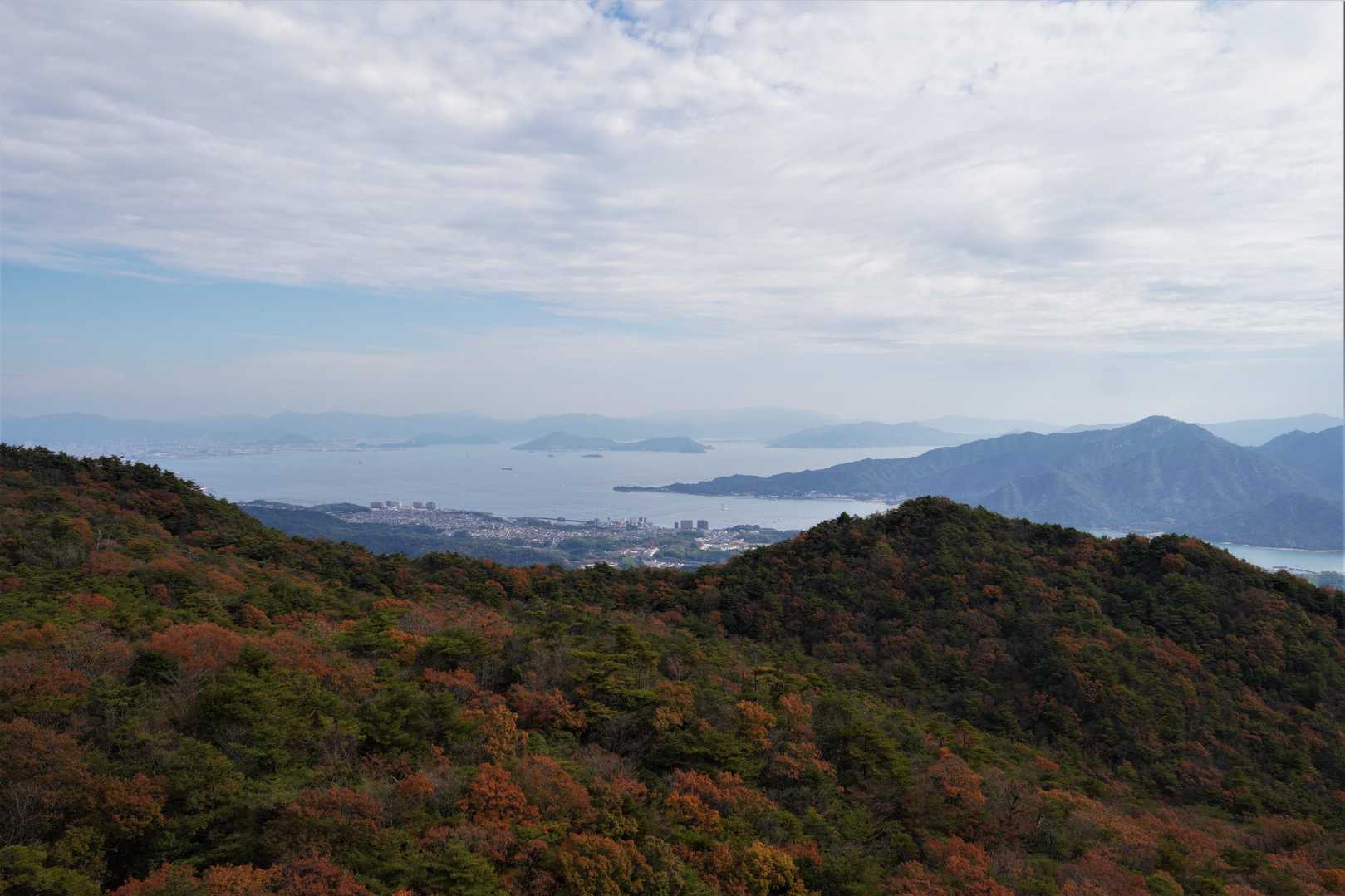帆柱峠-帆柱山-中津岡山-奥滝山 周回コースの写真