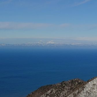 山頂から
栂海新道まで
よく見えた
