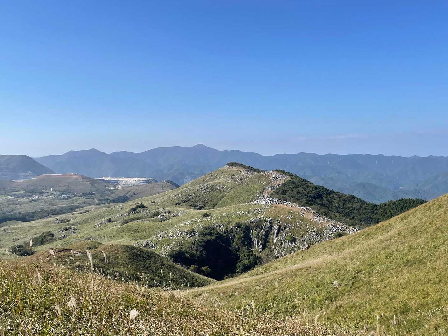ザ平尾台的光景、ドリーネ