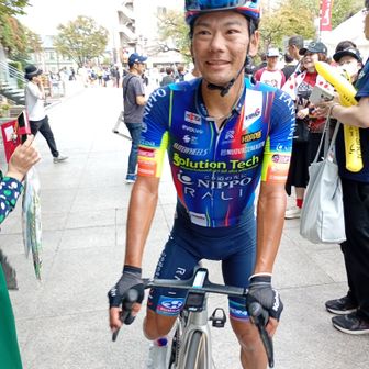 新城幸也選手