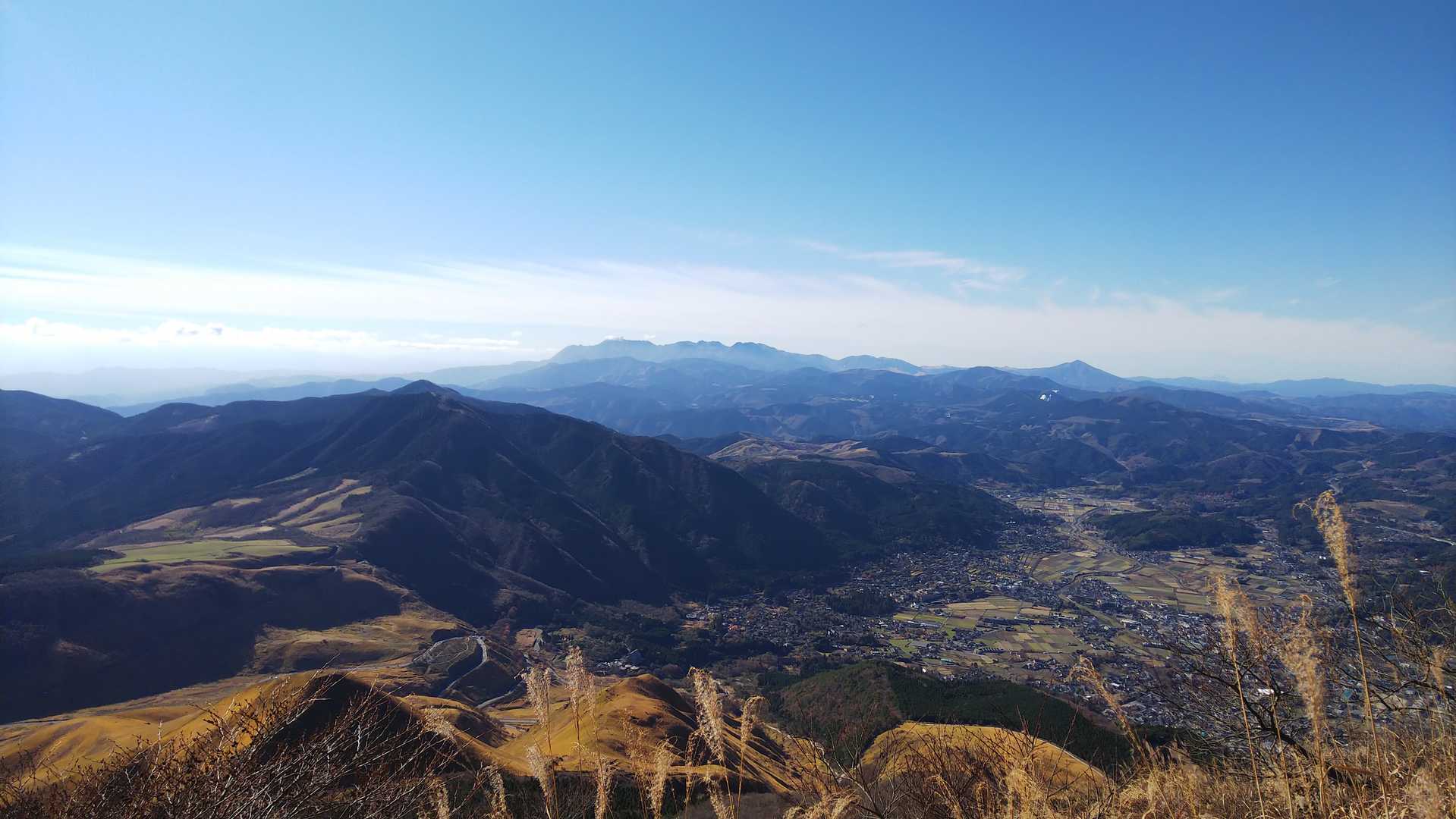 360度見渡せる山日より