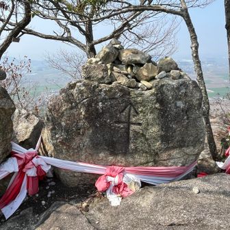 小脇城跡の旗振り場