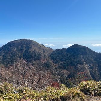 釈迦が岳はよく見えても人は見えない、街も見えない