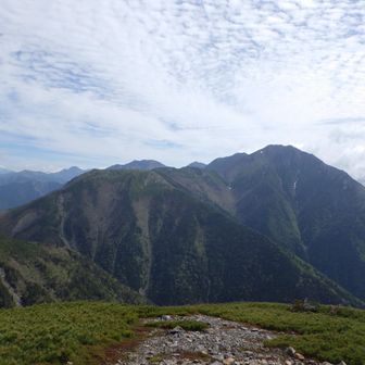 赤石岳方面。