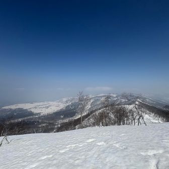 まずは黒倉山へ。