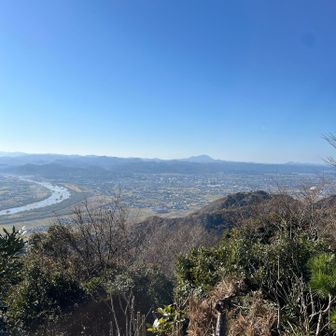 目立つ山が…何山だろ